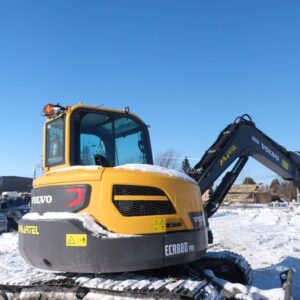 Excavatrice 8T - 10T
